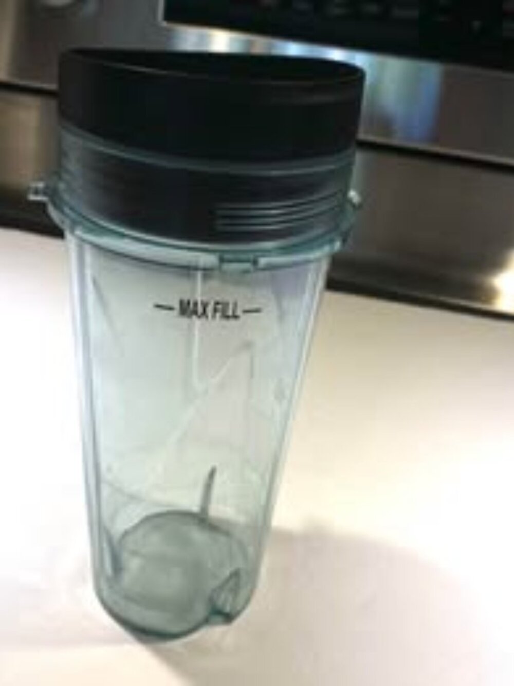 Nutri Ninja Blender 16 oz Replacement Cup 7" Tall with Lid - Picture 2 of 4